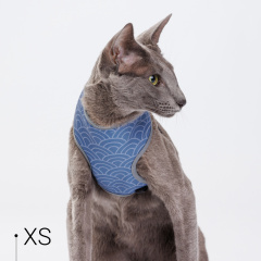 Шлейка для собак и кошек Синяя чешуя, XS, обхват груди 28-41 см