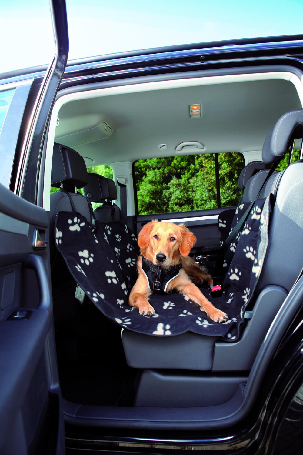 Trixie Подстилка в автомобиль для собак всех размеров, 140х145 см, нейлон, серая-бежевая