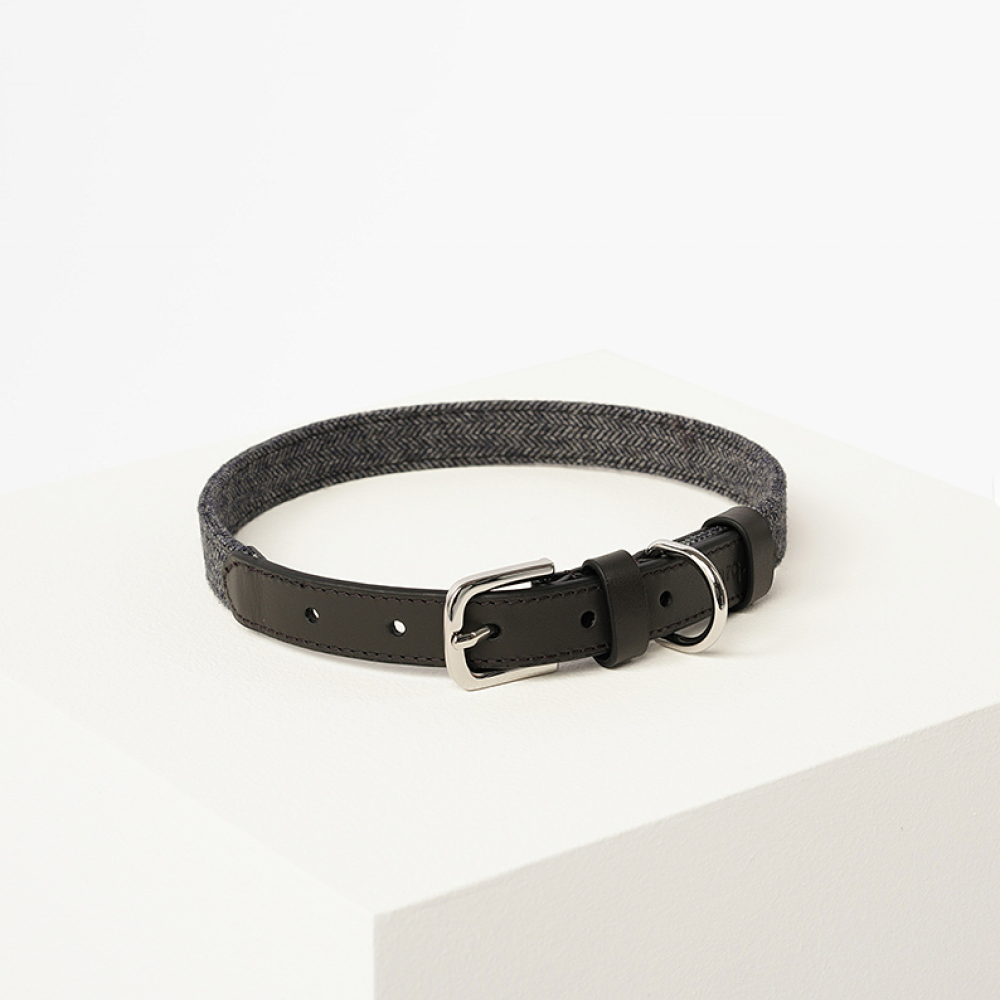 

Barq Кожаный ошейник - Tesoro Collar, M (32-38 см), Черный графит