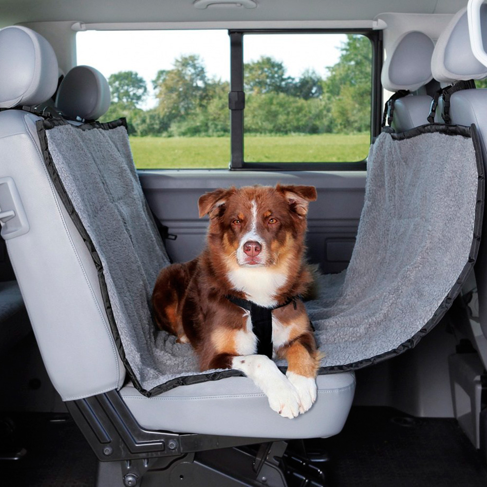 Trixie Подстилка автомобильная для собак всех размеров, 1,45х1,6 м, серая-черная