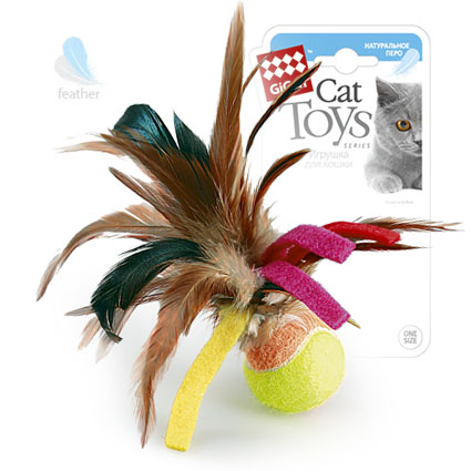 GiGwi Игрушка для кошек Мячик с перьями/перо куриное, теннисный материал 12 см